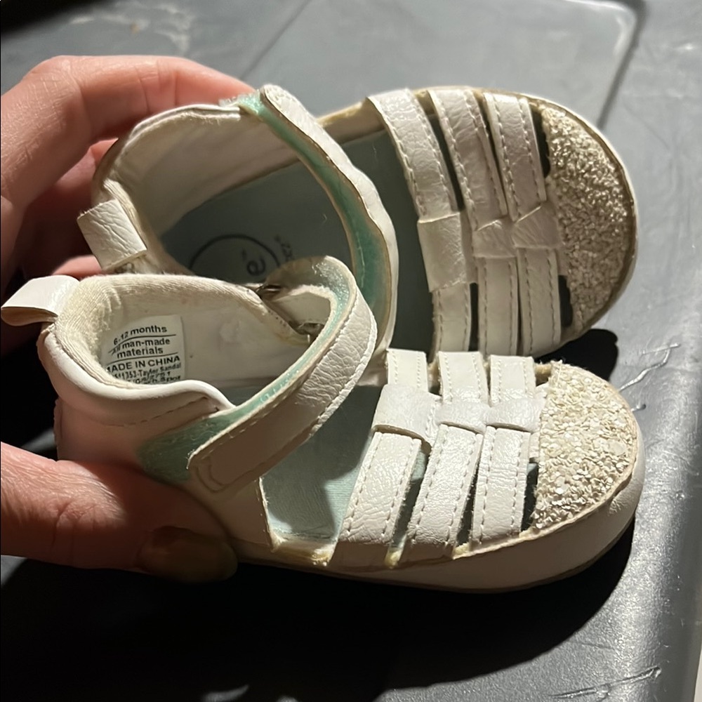 White and sparkles sparkly Kids Shoes sandals 6-12 mo